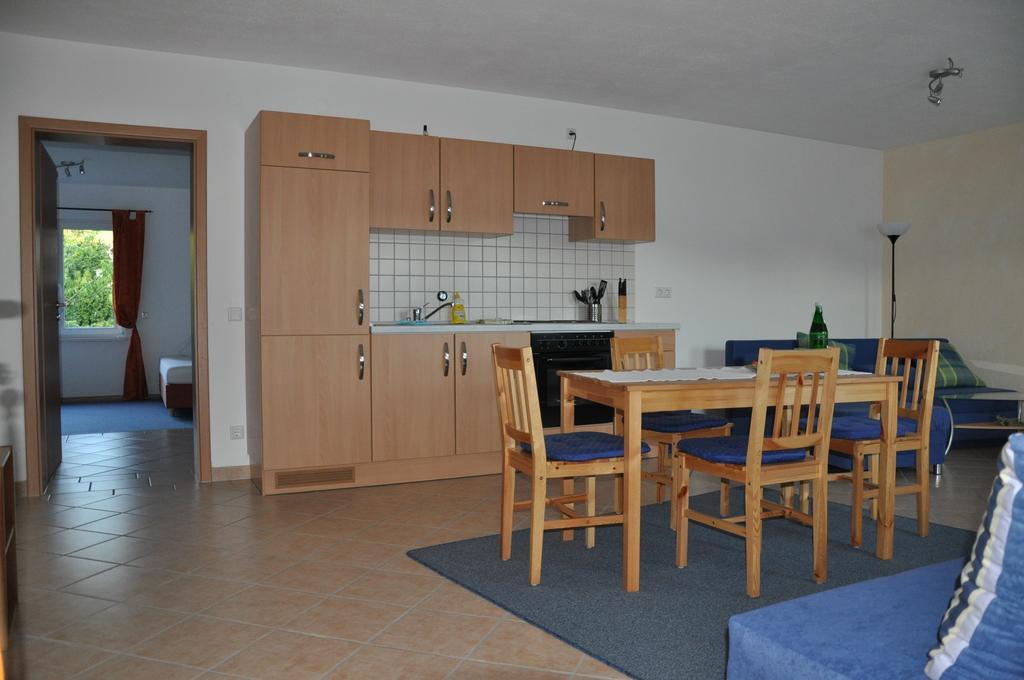 Fliederhof Ferienwohnungen Herresbach Pokój zdjęcie